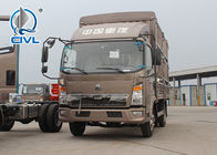 SinotrukのユーロIIIマニュアル トランスミッションZZ1047C3414C1の軽量貨物トラック3トンの軽量商業トラックの